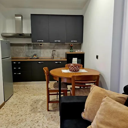 Palhome Apartament Palagiano
